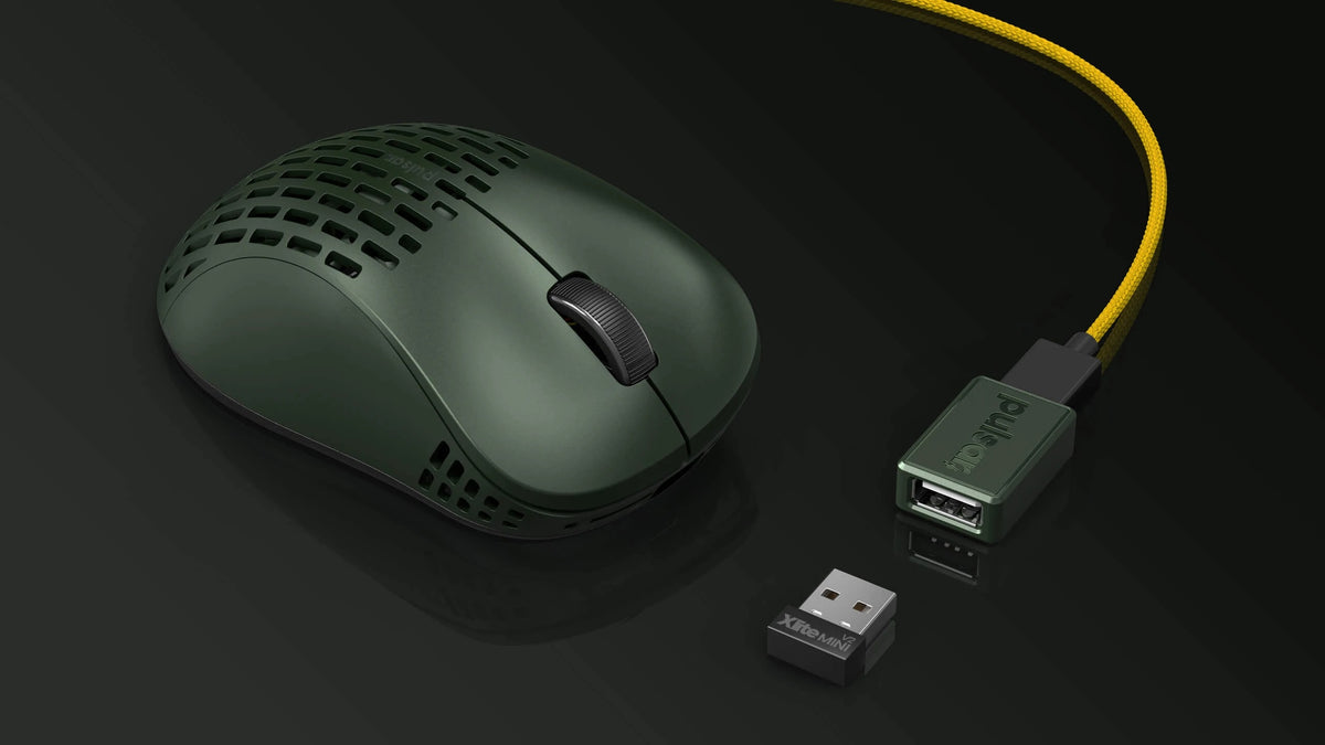 Pulsar Xlite V2 Wireless FE Gaming Mouse - PC周辺機器